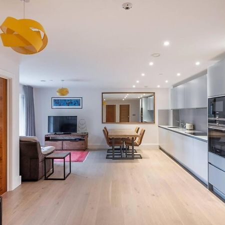 Stylish 2 Bed 2 Bath In Highgate & Free Parking Διαμέρισμα Λονδίνο Εξωτερικό φωτογραφία